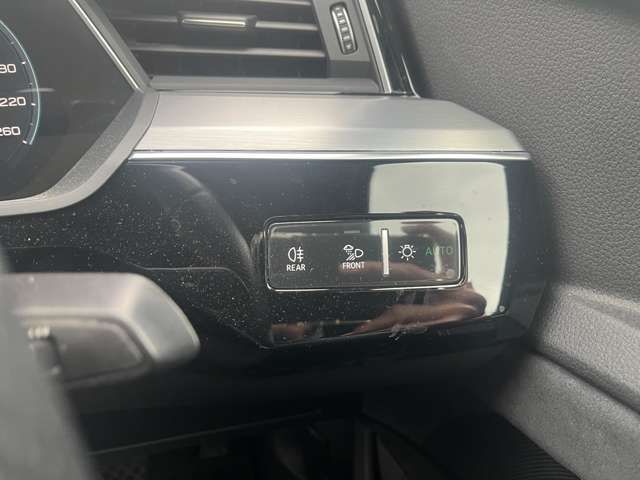 AUDI AUDI e-tron SPORTBACK 2022