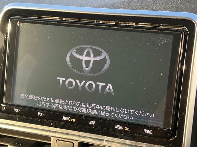 TOYOTA SIENTA HYBRID 2019