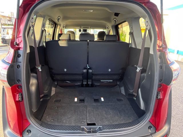 TOYOTA SIENTA HYBRID 2019