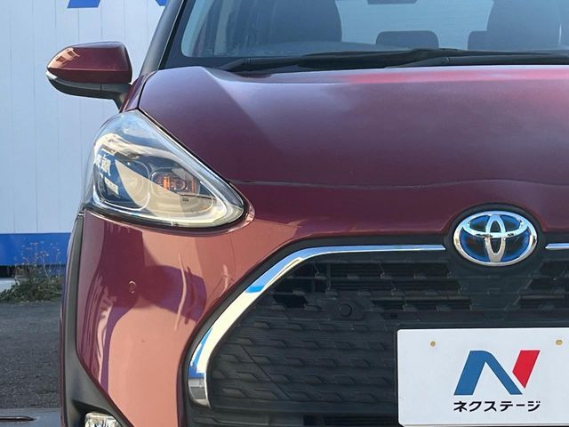 TOYOTA SIENTA HYBRID 2019