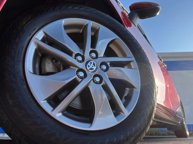 TOYOTA SIENTA HYBRID 2019