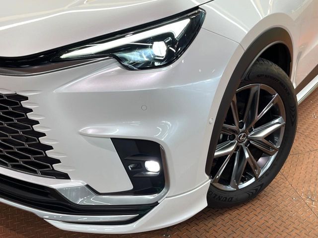 TOYOTA LEXUS LBX 2024