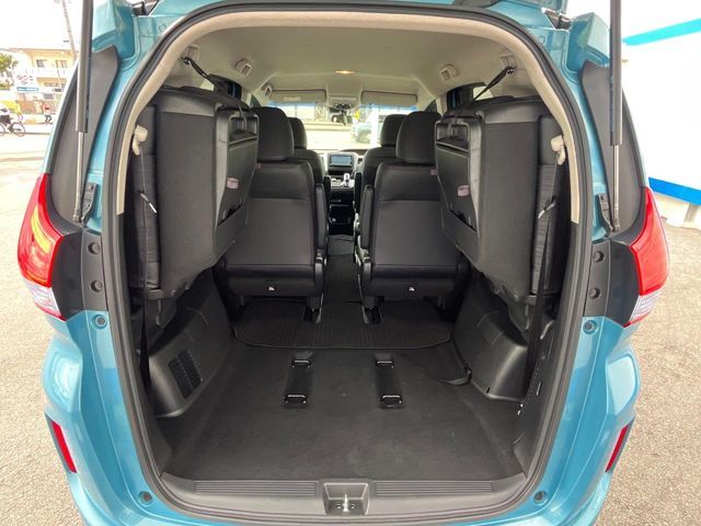 HONDA FREED HYBRID 2017