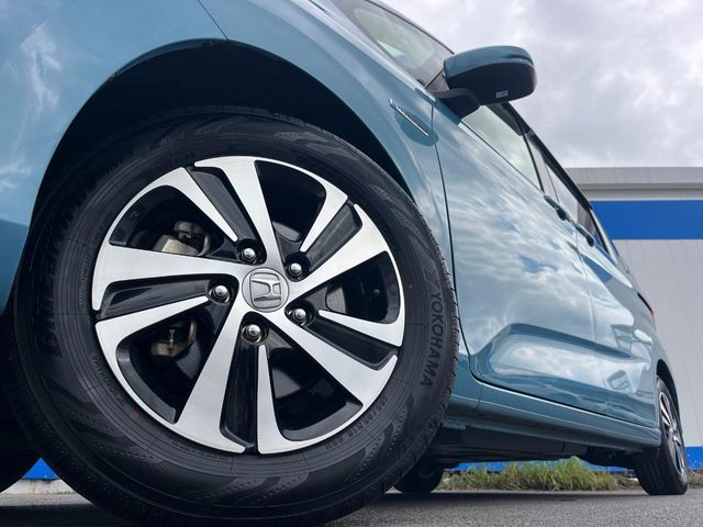 HONDA FREED HYBRID 2017