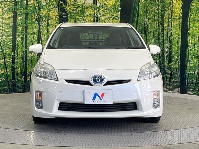 TOYOTA PRIUS 2011