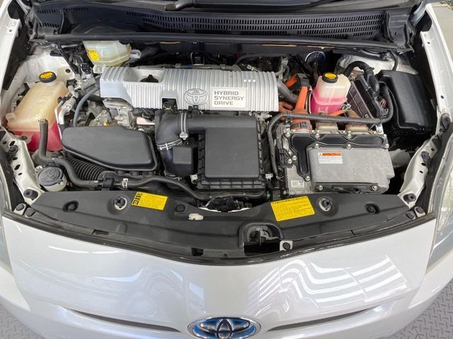 TOYOTA PRIUS 2011
