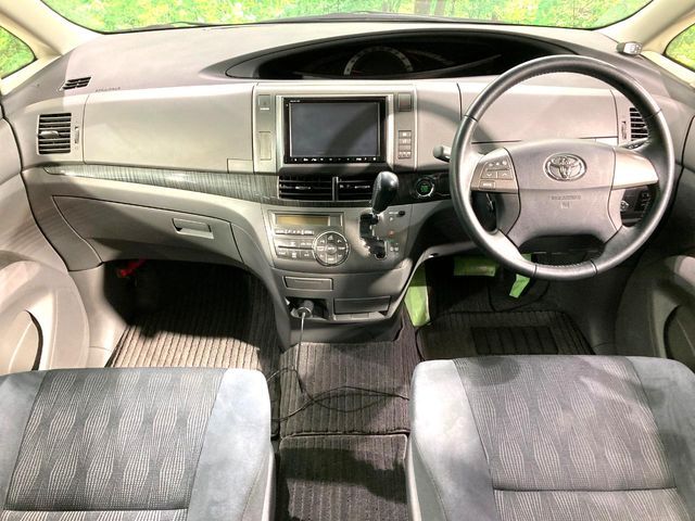 TOYOTA ESTIMA 2012