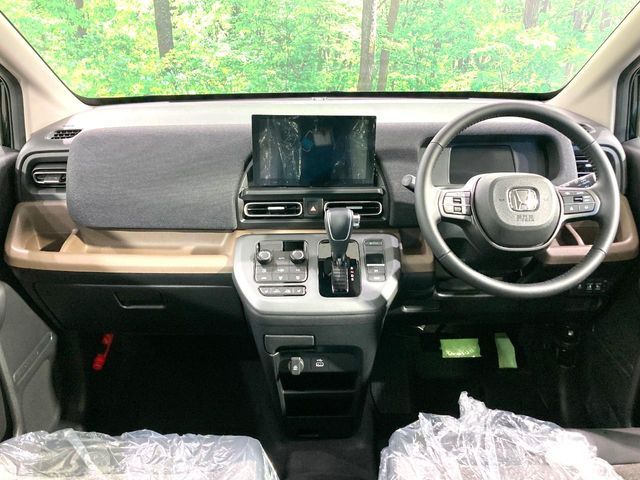 HONDA FREED e:HEV 2025