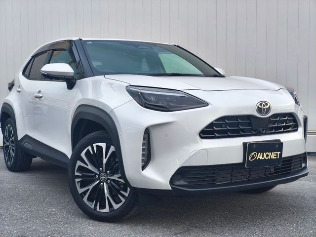 TOYOTA YARIS CROSS HYBRID 2024
