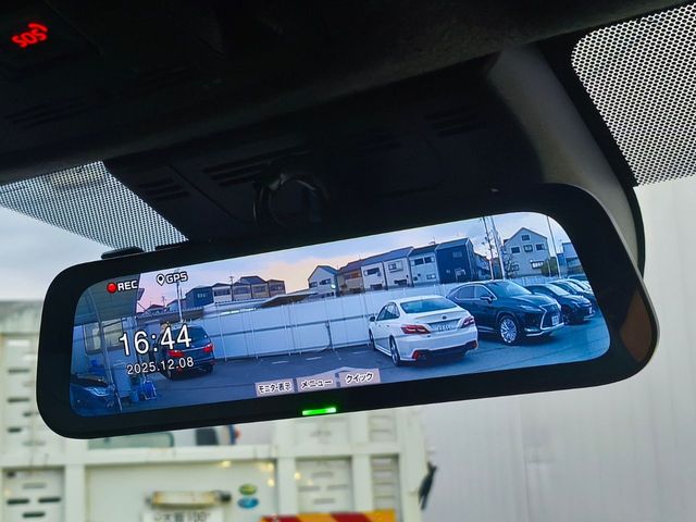 TOYOTA YARIS CROSS HYBRID 2024