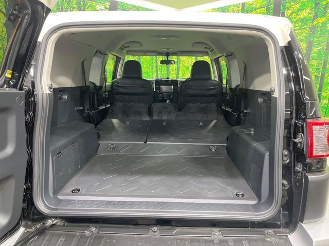 TOYOTA FJ CRUISER 4WD 2012