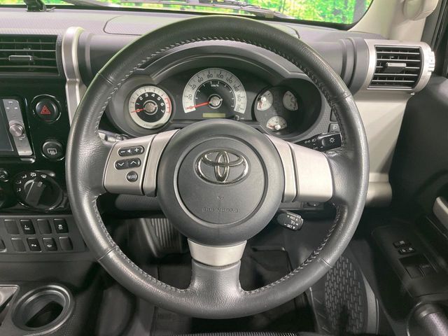 TOYOTA FJ CRUISER 4WD 2012