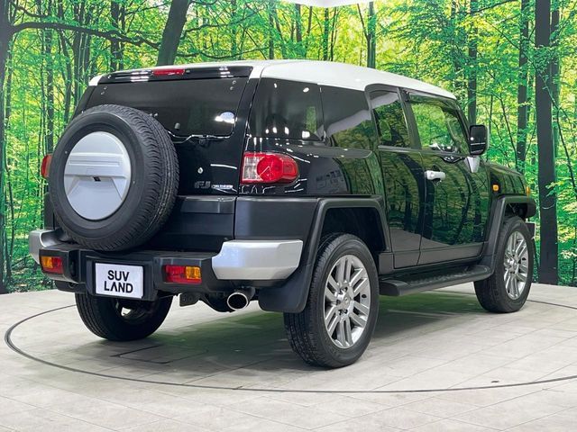 TOYOTA FJ CRUISER 4WD 2012