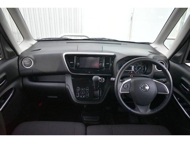 NISSAN DAYZ ROOX 2018