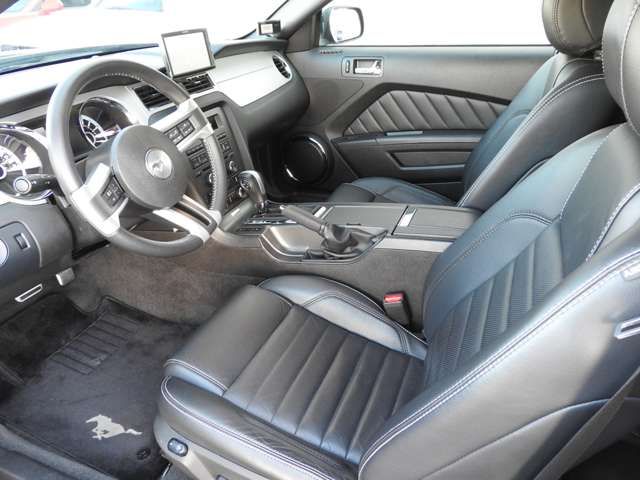 FORD FORD MUSTANG 2013