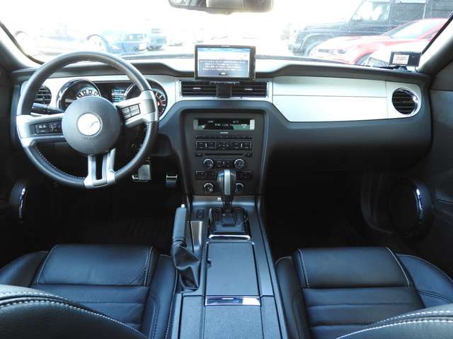 FORD FORD MUSTANG 2013