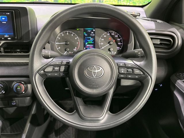 TOYOTA YARIS 2024