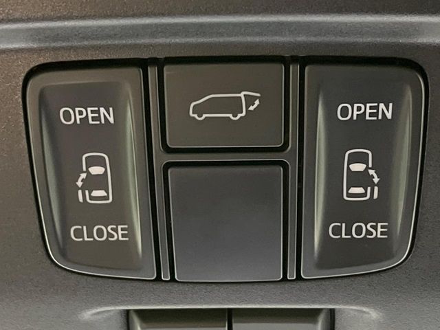 TOYOTA VELLFIRE 4WD 2017