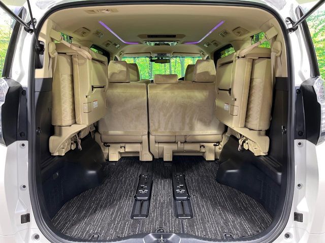 TOYOTA VELLFIRE 4WD 2017