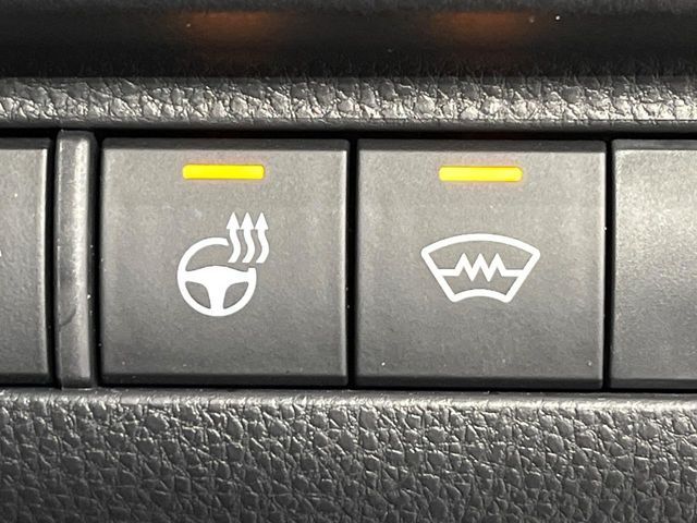 TOYOTA HARRIER HYBRID 2023