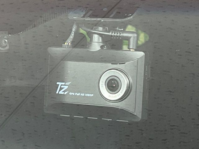 TOYOTA HARRIER HYBRID 2023