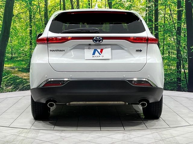 TOYOTA HARRIER HYBRID 2023