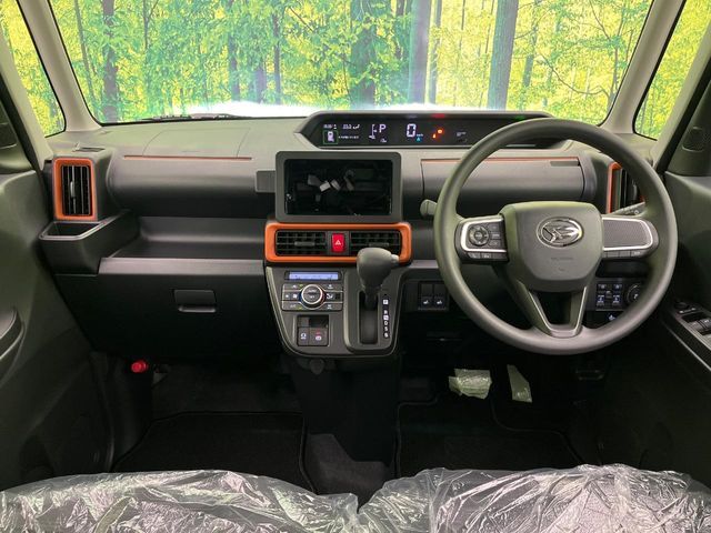 DAIHATSU TANTO FAN CROSS 2025