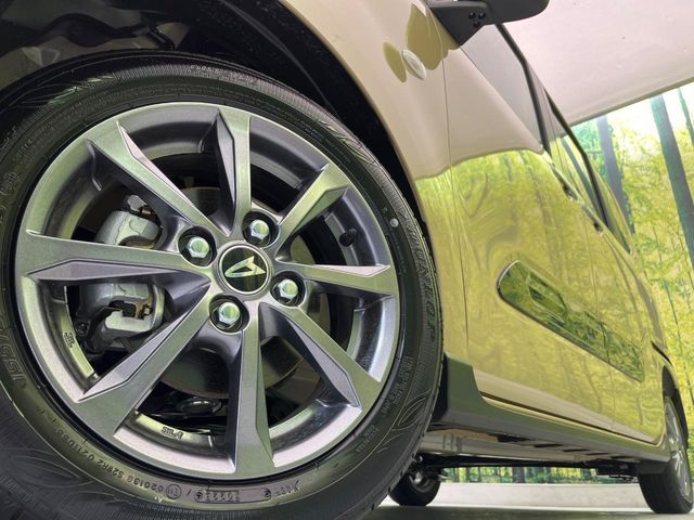 DAIHATSU TANTO FAN CROSS 2025