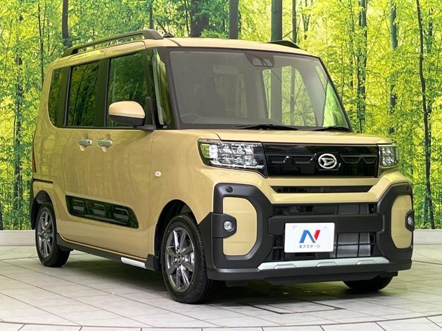 DAIHATSU TANTO FAN CROSS 2025