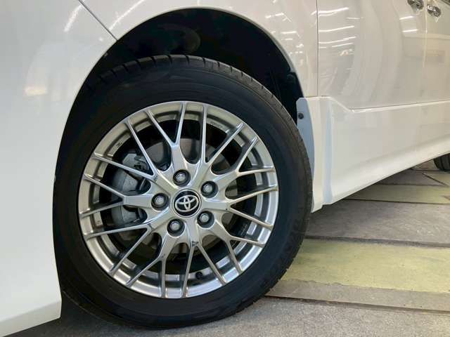 TOYOTA NOAH HYBRID 2019