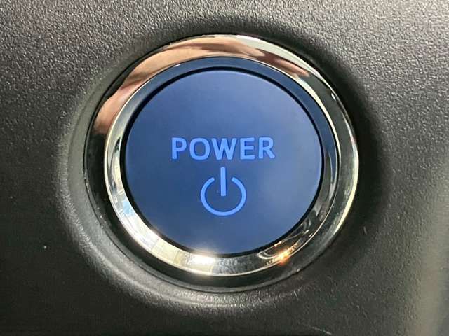 TOYOTA NOAH HYBRID 2019