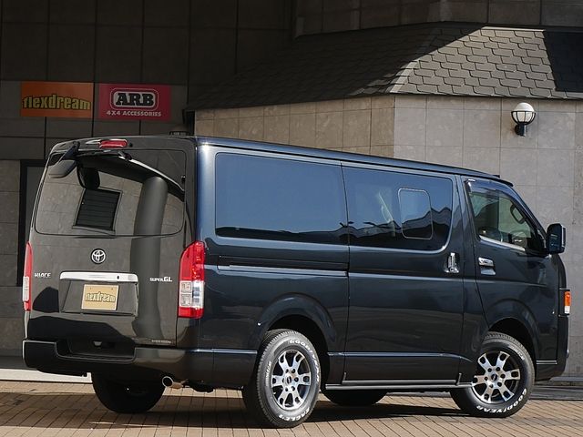 TOYOTA HIACE van 4WD 2021