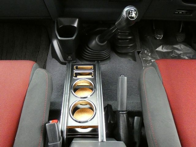 TOYOTA LANDCRUISER van 2014