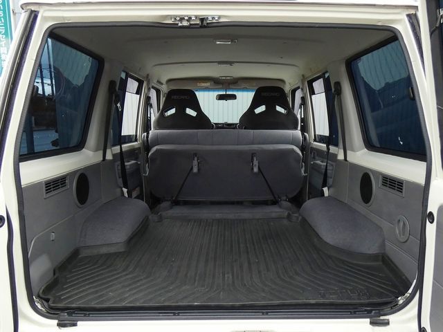 TOYOTA LANDCRUISER van 2014