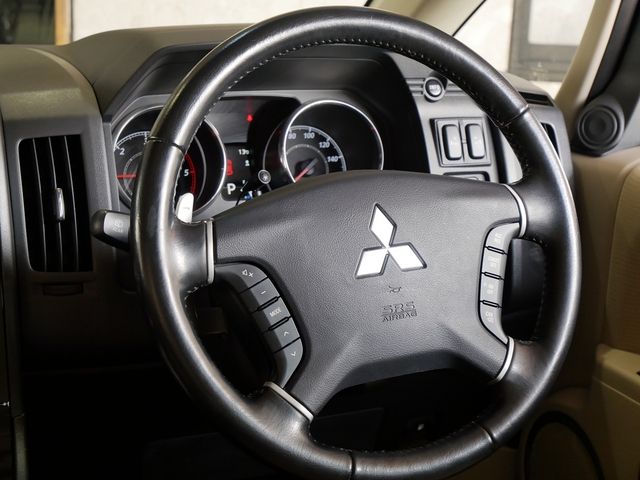 MITSUBISHI DELICA D:5 4WD 2015