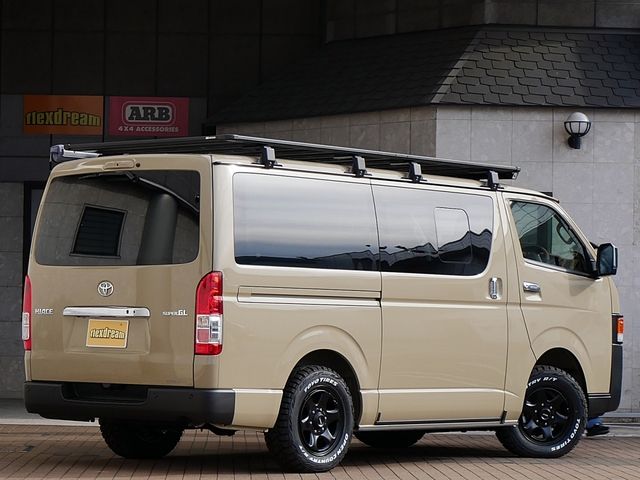 TOYOTA HIACE van 4WD 2025