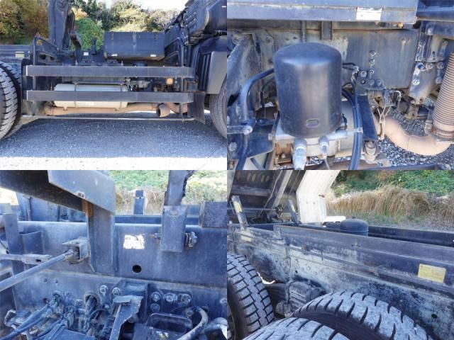 MITSUBISHI FUSOU SUPER GREAT 2013