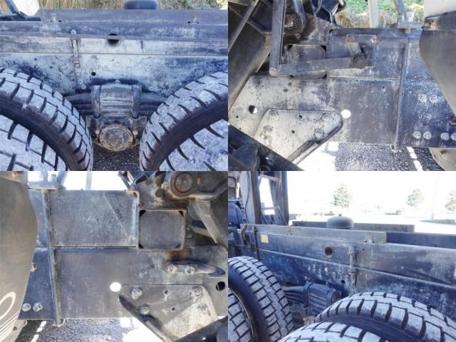 MITSUBISHI FUSOU SUPER GREAT 2013