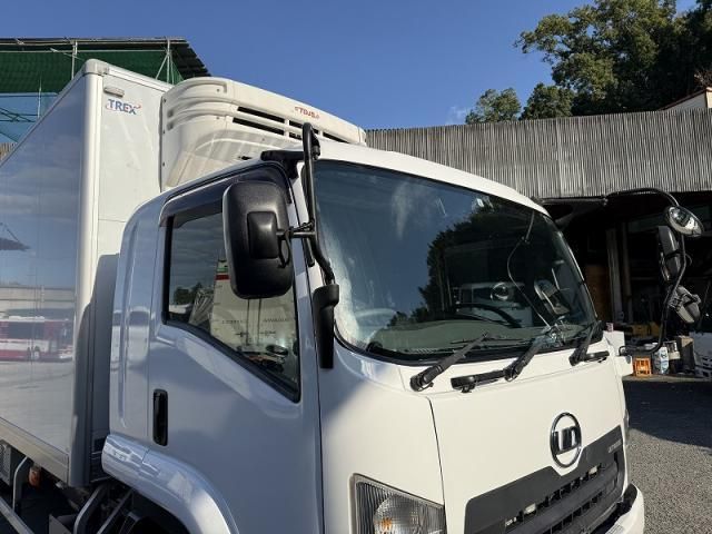 NISSAN DIESEL CONDOR 2020