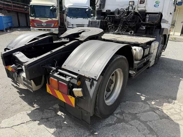 NISSAN DIESEL Quon 2015