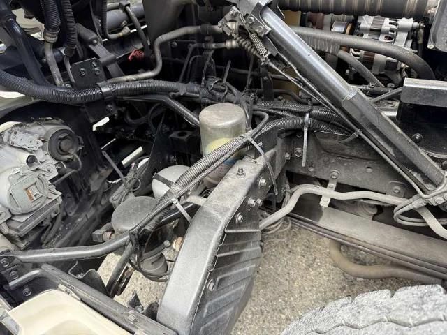 NISSAN DIESEL Quon 2015