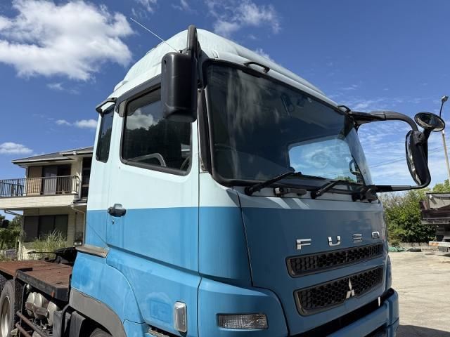 MITSUBISHI FUSOU SUPER GREAT 2012