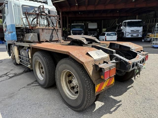 MITSUBISHI FUSOU SUPER GREAT 2012