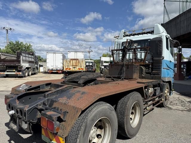 MITSUBISHI FUSOU SUPER GREAT 2012