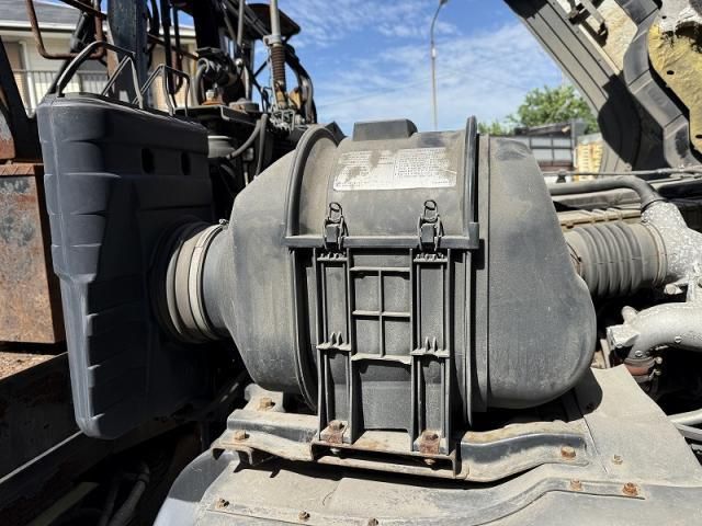 MITSUBISHI FUSOU SUPER GREAT 2012