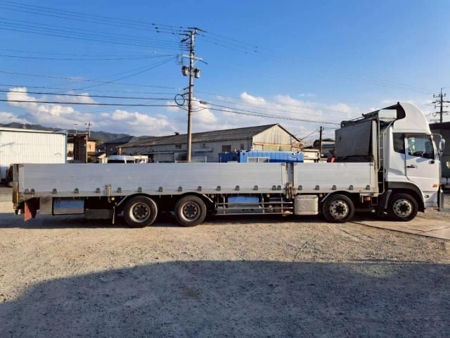 NISSAN DIESEL Quon 2013