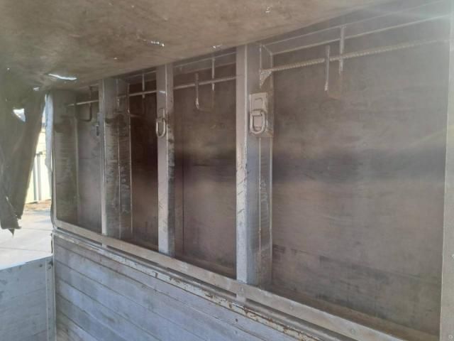 NISSAN DIESEL Quon 2013