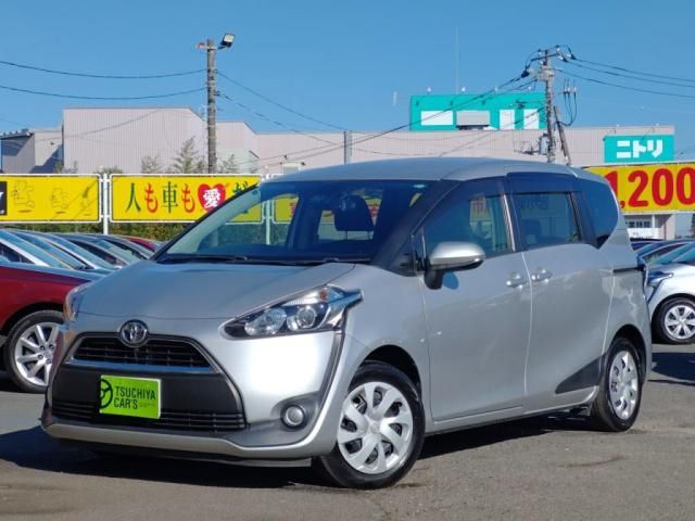 TOYOTA SIENTA 2015