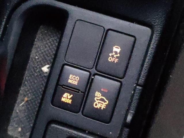 TOYOTA VITZ HYBRID 2019