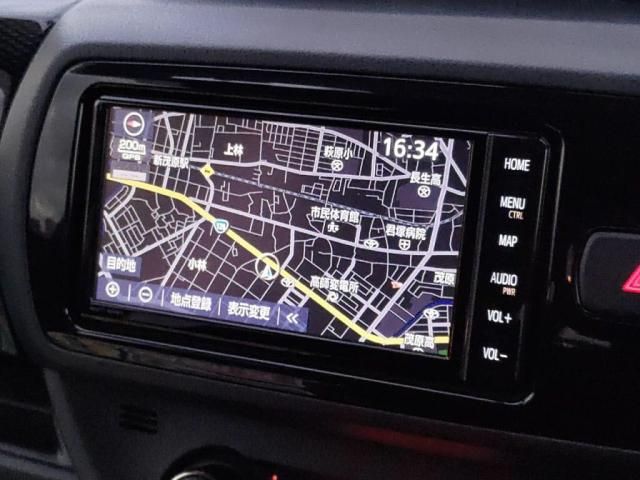 TOYOTA VITZ HYBRID 2019